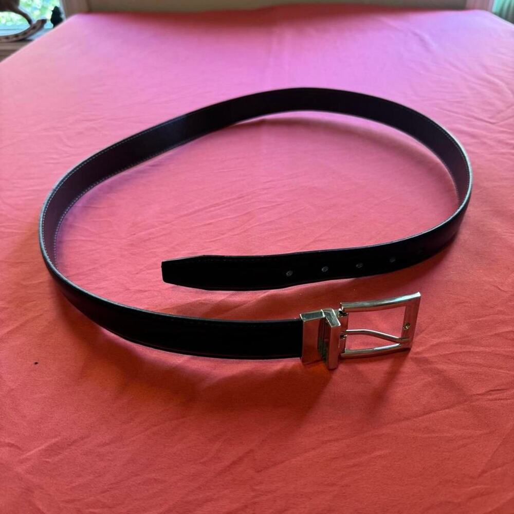 George black faux leather belt with a metal Silver-toned buckle- Size M44